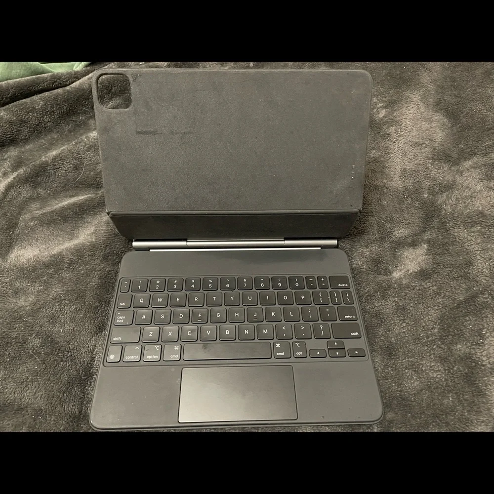 Apple iPad Pro Magic Keyboard